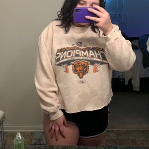 chicago bears pink tie dyed crop sweatshirt